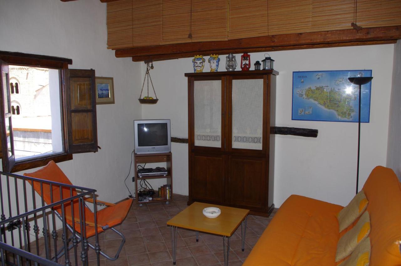 Casa Velainvento Villa Cefalu Exterior photo